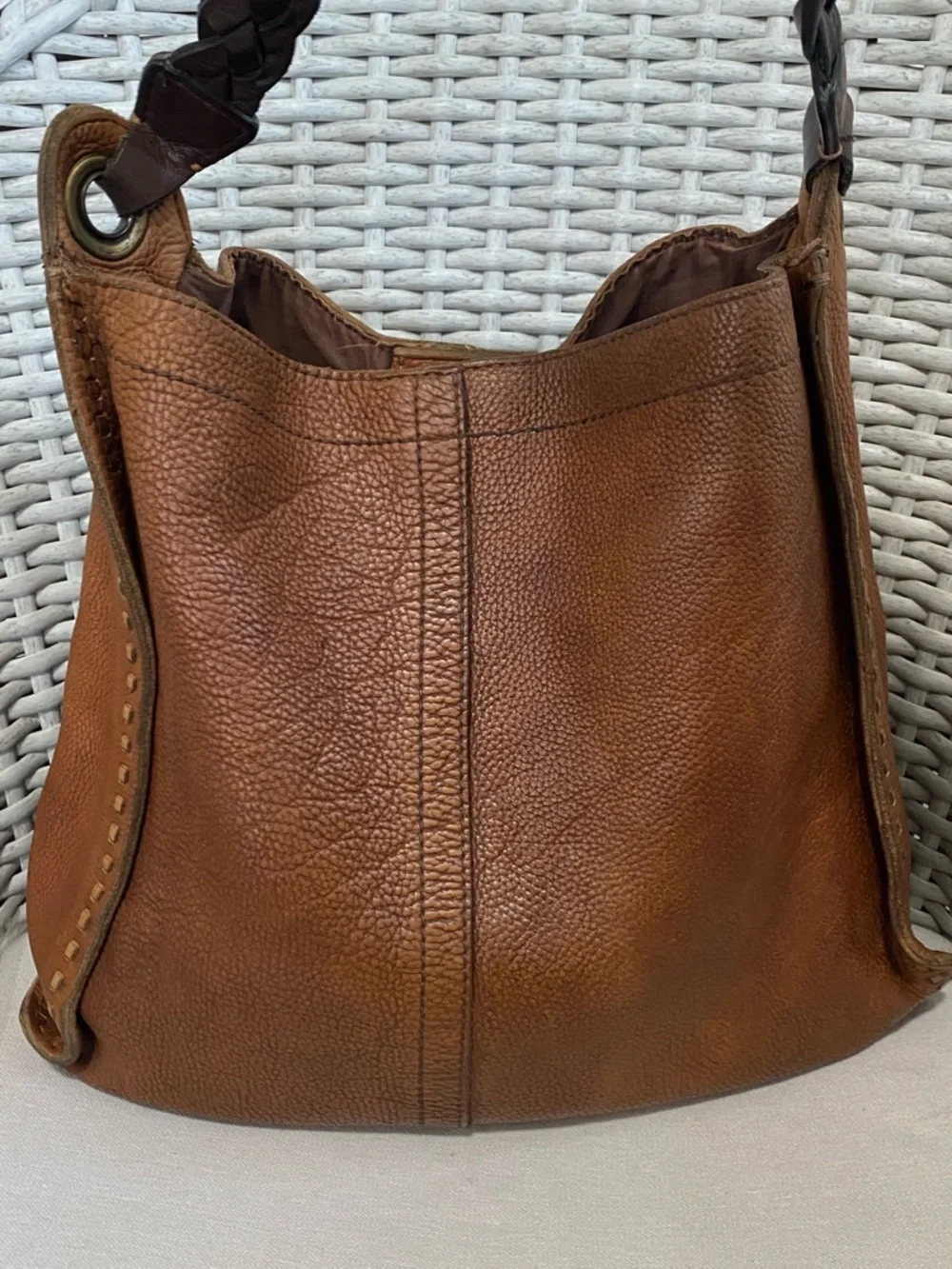 Lucky Brand Vintage Brown Pebbled Leather Hobo Slouchy Whipstitched Bag
